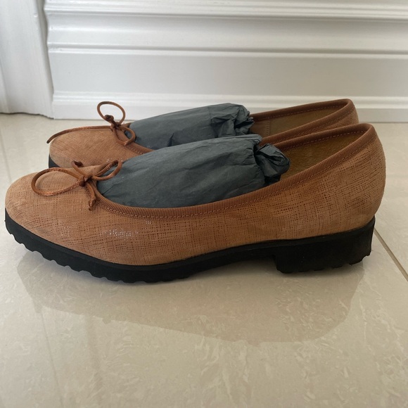 Ron White - Gaila Nude Flats - Size 8 - Picture 1 of 4
